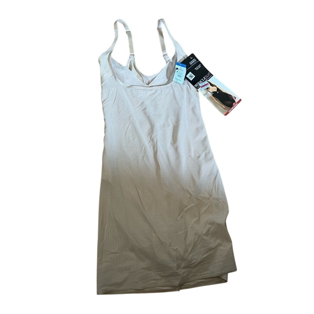 NWT Miracle Suit Torsette slip in nude